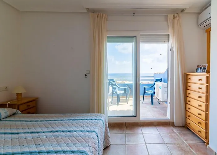 Urbanización Cala fría (Faro Cabo de Palos)